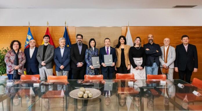 La UPV renueva la Cátedra de Innovación, Diseño e Interculturalidad y refuerza su colaboración con el IRP