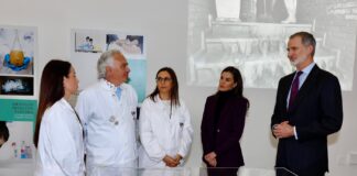 Visita de la Casa Real al proyecto SALVEM LES FOTOS